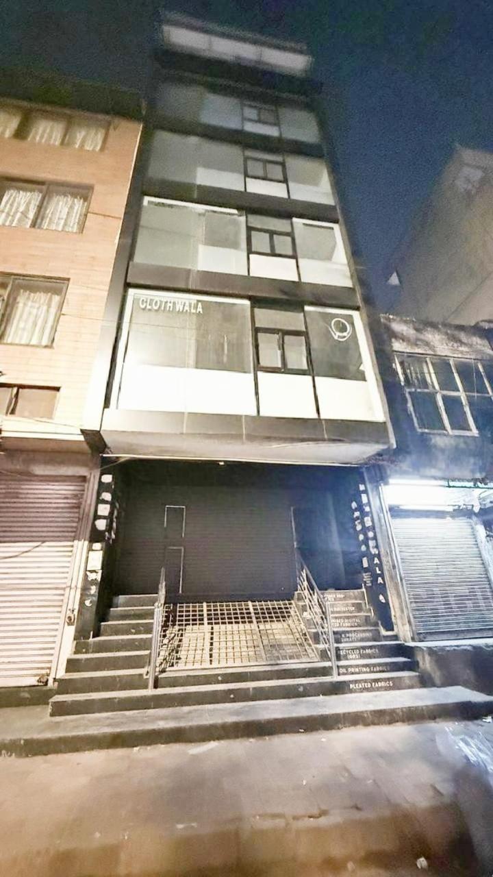 Modern Town Hotel New Delhi Ngoại thất bức ảnh